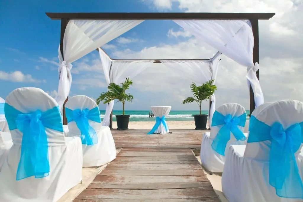 Bluefin Chateau Destin 0*,